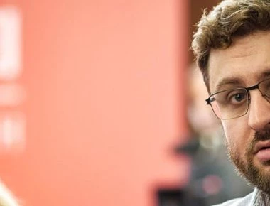 «Δεν θα υπάρχει κανένα καλάθι παροχών από τον Τσίπρα» προμηνύει ο Ζαχαριάδης για την ΔΕΘ